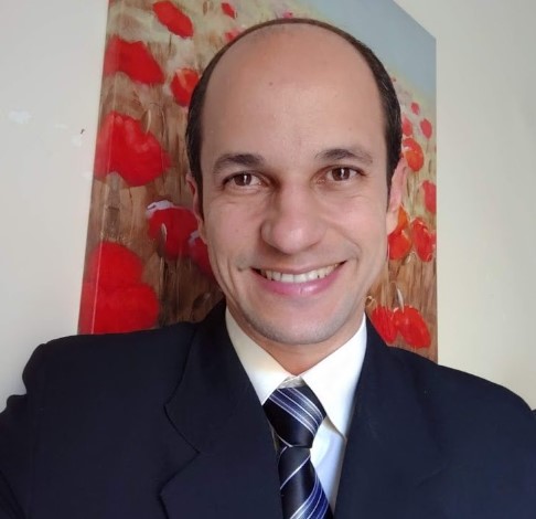 Conheça Sua Bíblia de Capa a Capa Funciona Vale a Pena É Bom Presbítero André Sanchez é Confiável